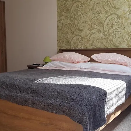 Apartment Vegvar Delux Gyula