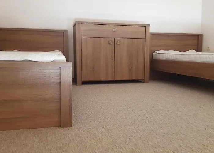 Végvár Delux Apartamento *
