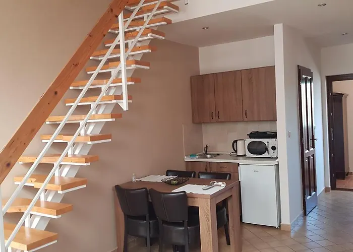 Végvár Delux Apartamento